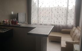 Apartamento CERCA AEROPUERTO, Fotos y huellas para visa americana, embajada EEUU